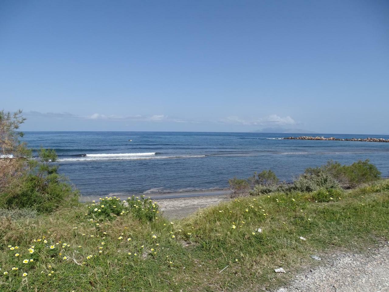 Nama Beach House モノリソス エクステリア 写真