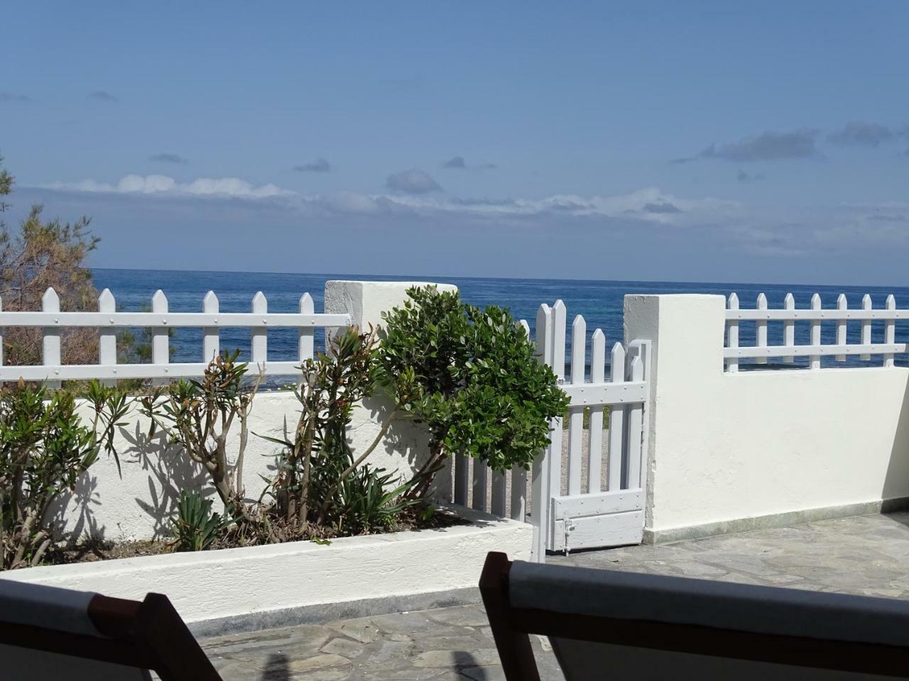 Nama Beach House モノリソス エクステリア 写真